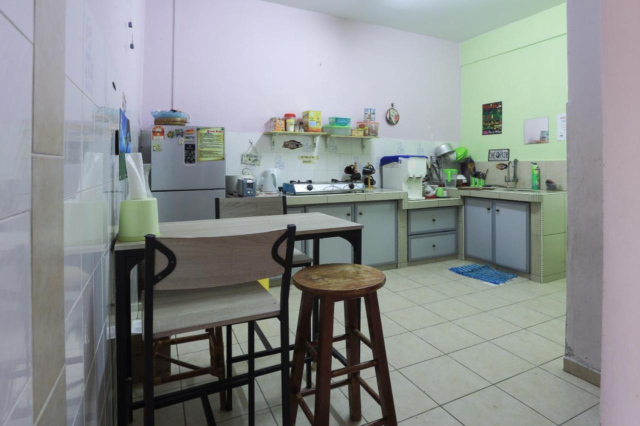 Oyo Home 90229, 3 Little Birds Homestay 4Bhk ملقا المظهر الخارجي الصورة